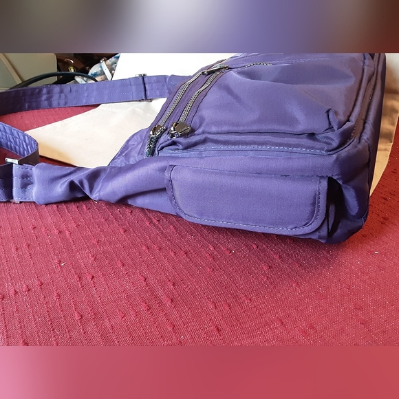 Like New Purple Lug Double Dutch - Picture 4 of 13